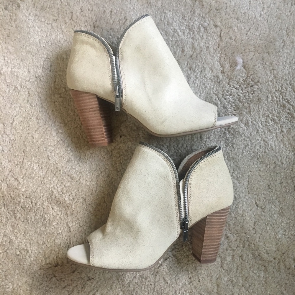 BN Lucky Brand booties